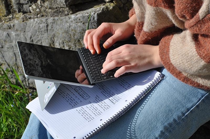 [kju:b] & LABUKA: Krimi-Schreibwerkstatt für Kinder und Jugendliche