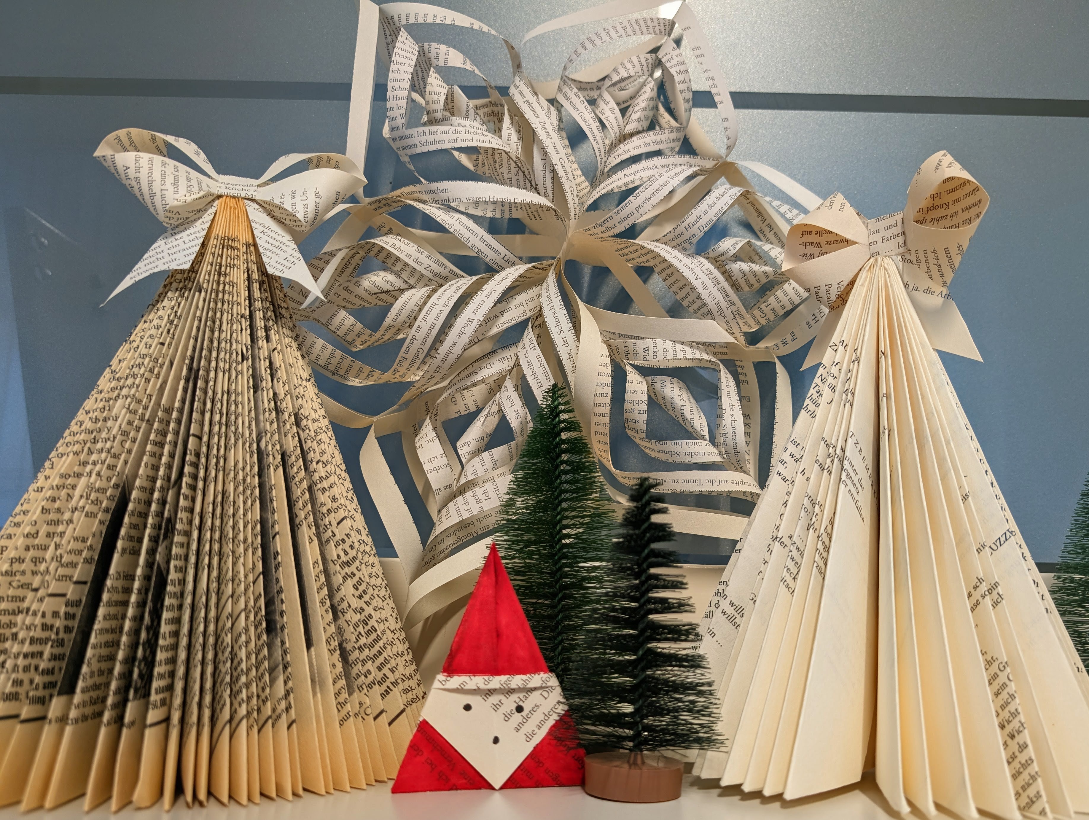 Workshop: Weihnachtszauber aus alten B&#252;chern – Kreatives Origami f&#252;r Erwachsene